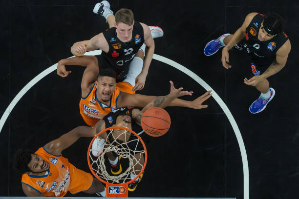 部更加谨慎 部更加谨慎