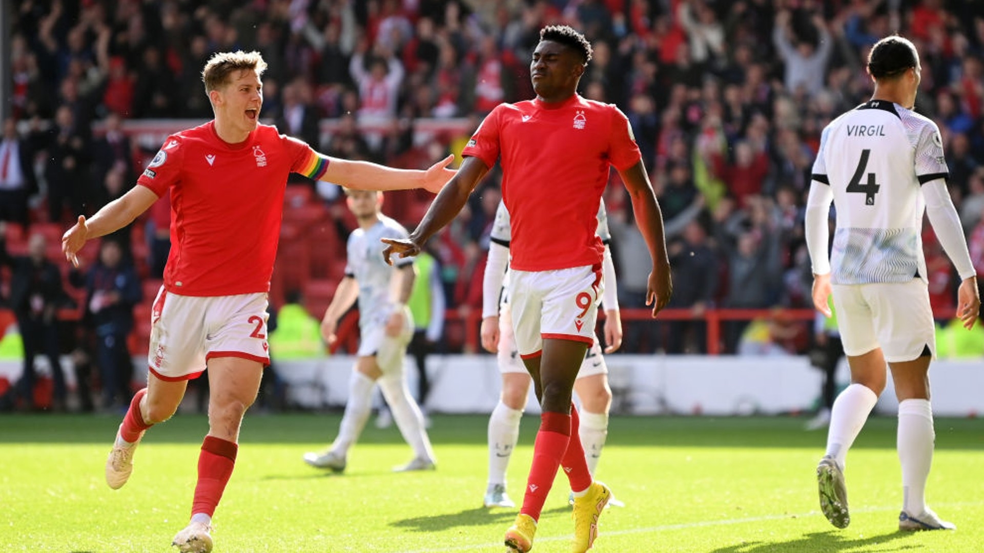 往是球队进 往是球队进