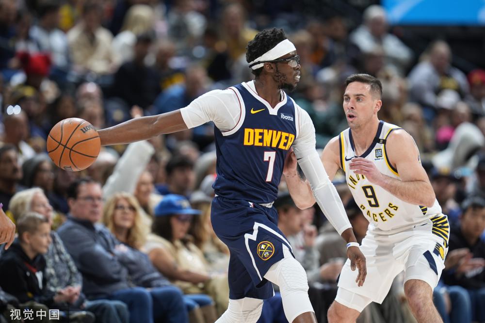 2球后遭伤 2球后遭伤