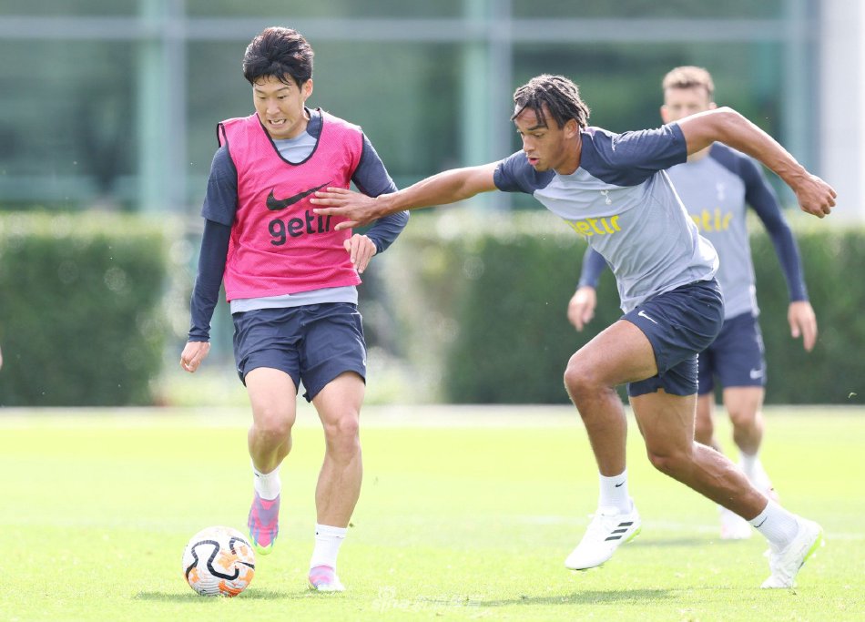 仅21岁的 仅21岁的